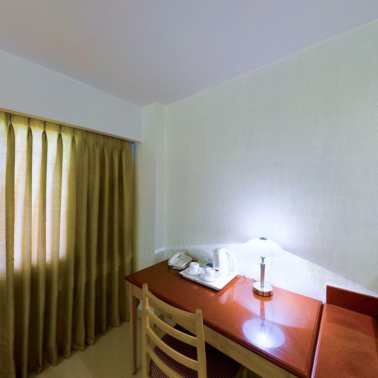Savera Hotel Ченай Екстериор снимка